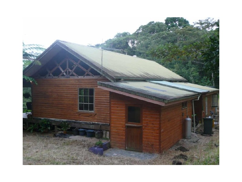 Lake Eacham QLD 4884
