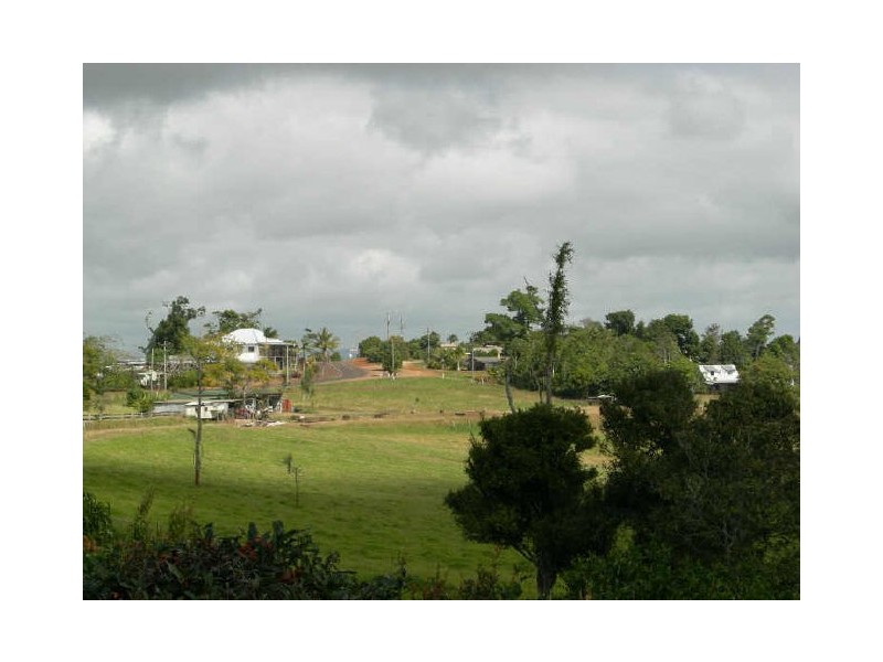 511 Peeramon Road, Peeramon QLD 4885