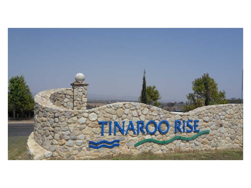 Tinaroo QLD 4872