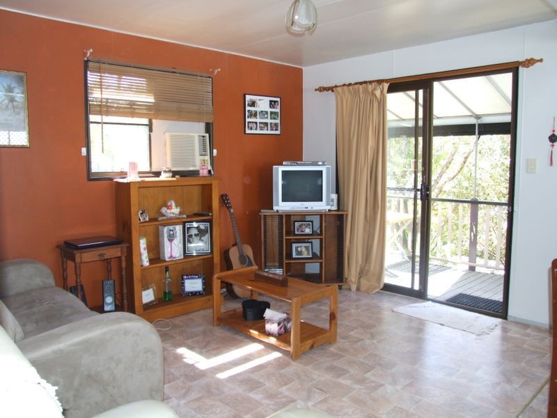 Tinaroo QLD 4872