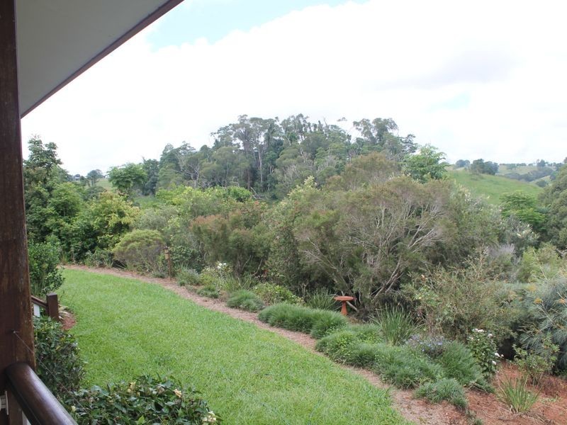 25 Park Avenue, Yungaburra QLD 4884