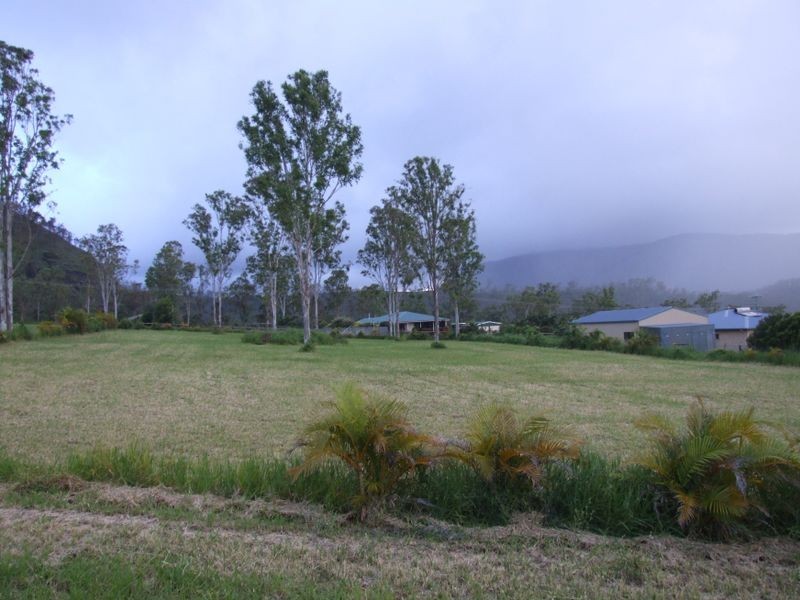 27 Newman Drive, Tolga QLD 4882