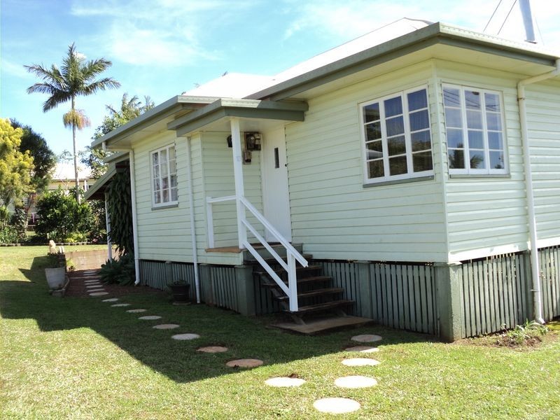 13 Oak Street, Yungaburra QLD 4884