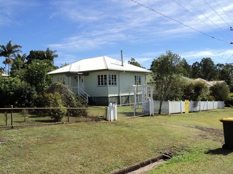 13 Oak Street, Yungaburra QLD 4884