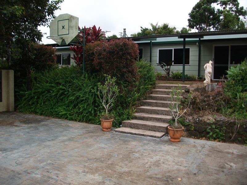 Yungaburra QLD 4884