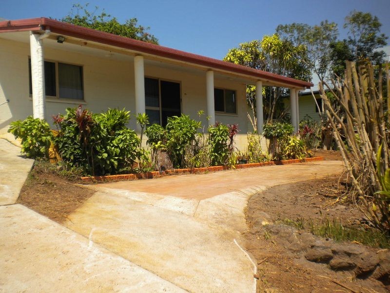 15 Oleander Drive, Yungaburra QLD 4884