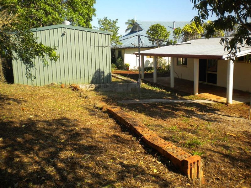 15 Oleander Drive, Yungaburra QLD 4884