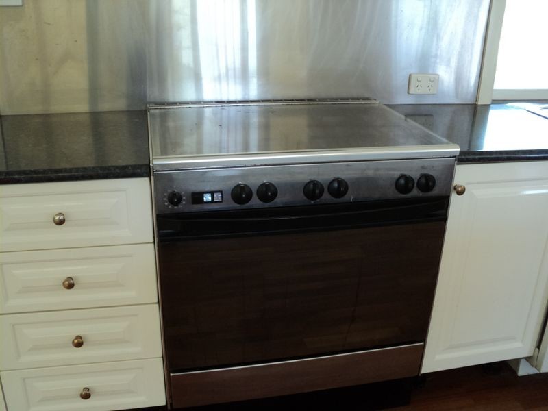 13 Logan Street, Atherton QLD 4883