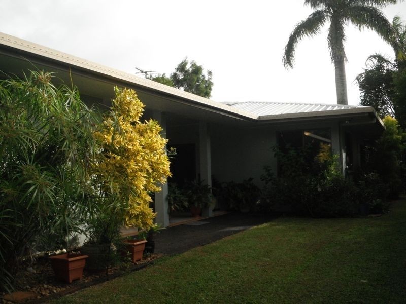 8 Dalziel Avenue, Atherton QLD 4883