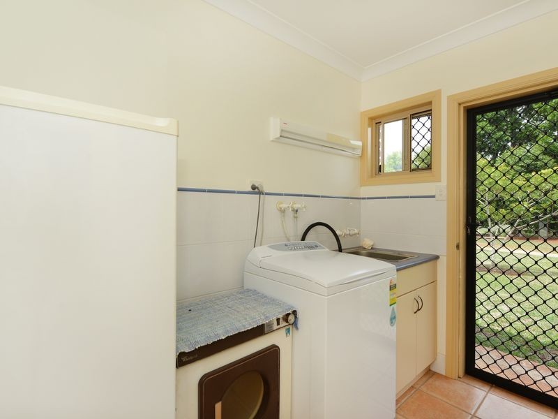 Tinaroo QLD 4872