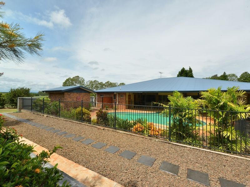 Tinaroo QLD 4872