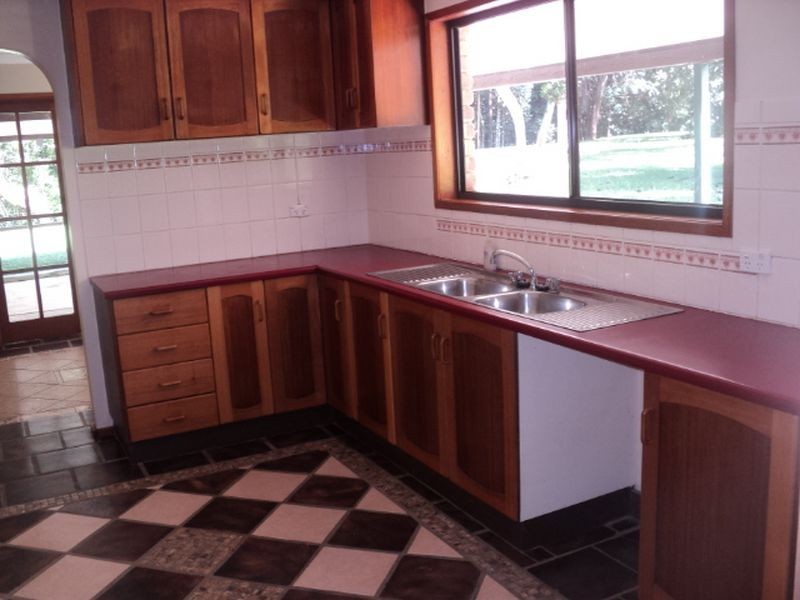 Lake Eacham QLD 4884