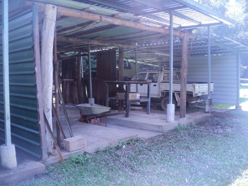 Lake Eacham QLD 4884