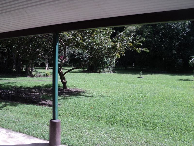 Lake Eacham QLD 4884