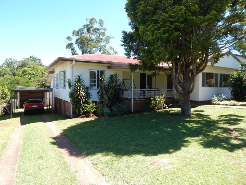 12 Rose Street, Atherton QLD 4883