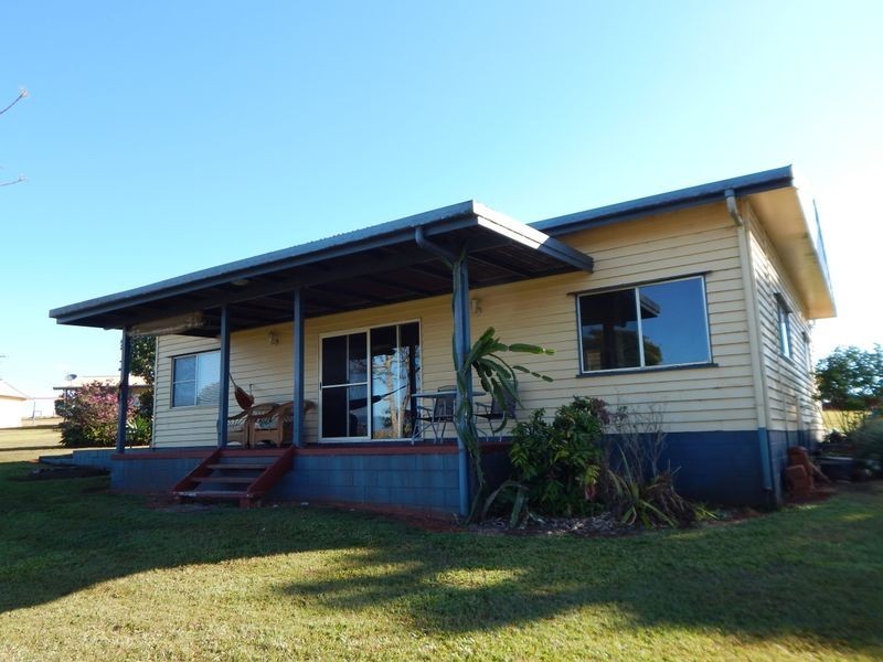 Lake Eacham QLD 4884