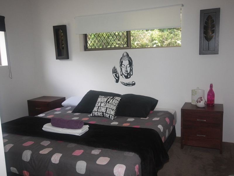 6 Palm Street, Tinaroo QLD 4872