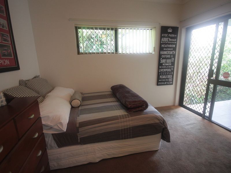 6 Palm Street, Tinaroo QLD 4872