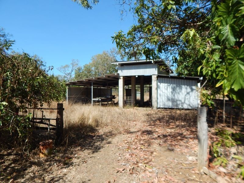 37 Ray Road, Mareeba QLD 4880