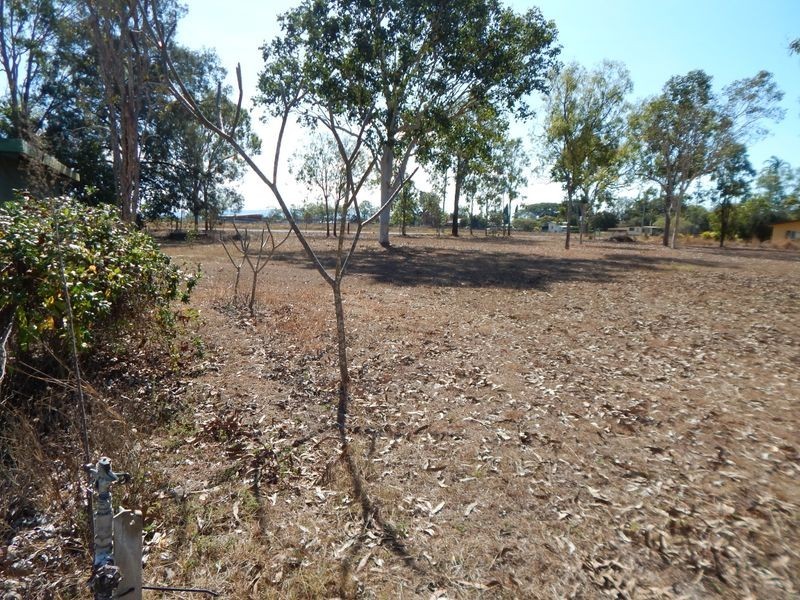 37 Ray Road, Mareeba QLD 4880