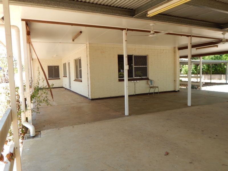 37 Ray Road, Mareeba QLD 4880