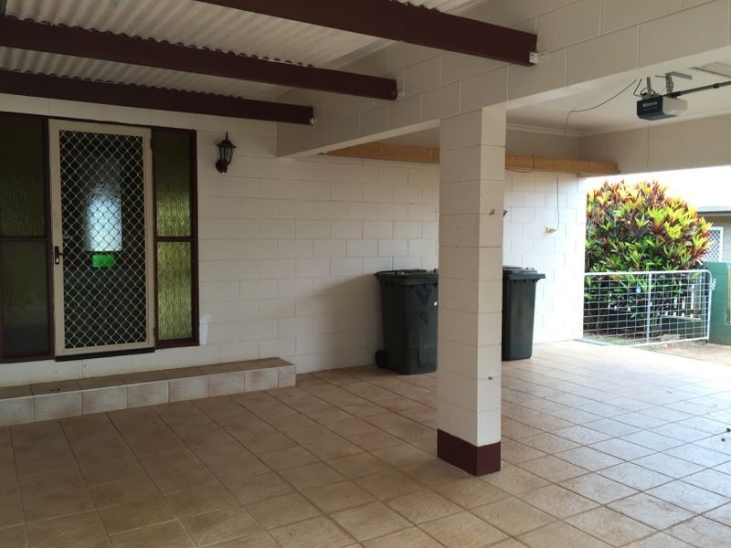 9 Goldview Street, Atherton QLD 4883