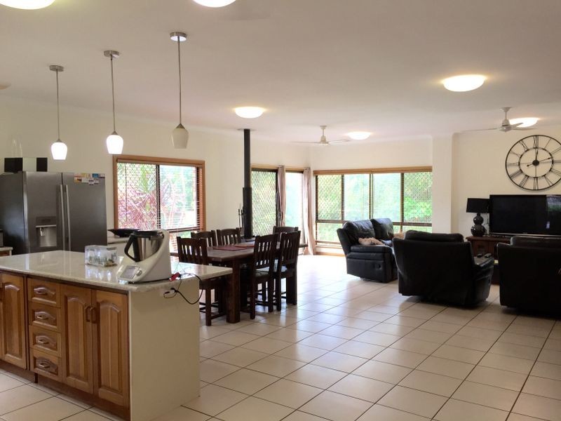 Lake Eacham QLD 4884