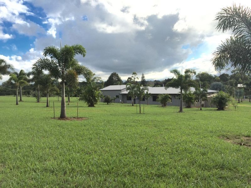 13 Lorensen Close, Malanda QLD 4885