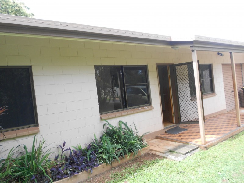 1/1 Crown Close, Malanda QLD 4885