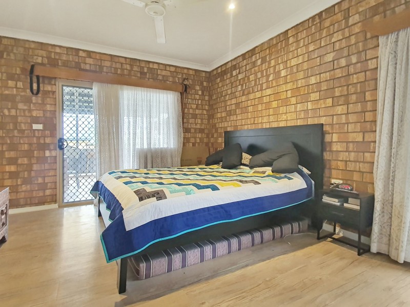 13 Anthony Drive, Atherton QLD 4883