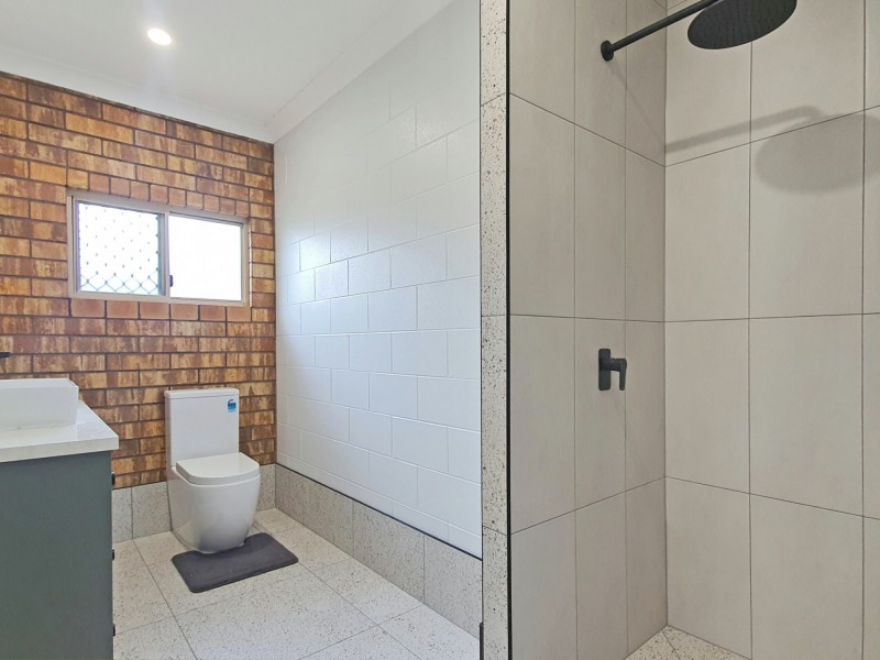 13 Anthony Drive, Atherton QLD 4883