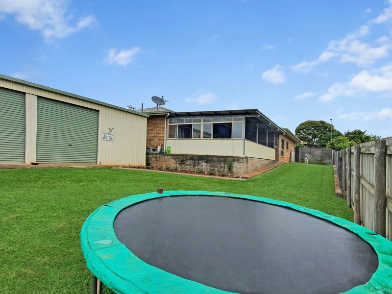 13 Anthony Drive, Atherton QLD 4883