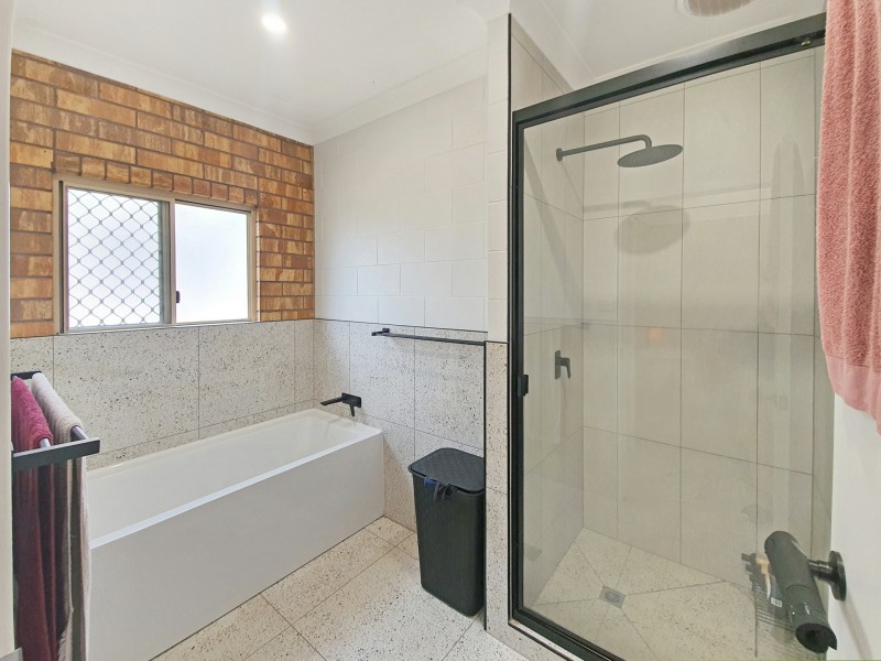 13 Anthony Drive, Atherton QLD 4883