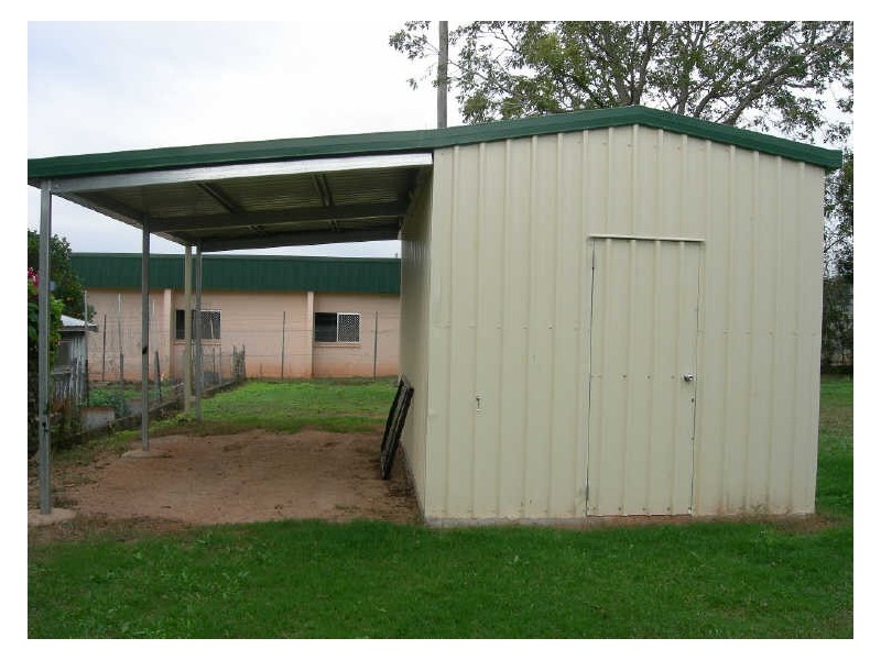 42 Tolga Rd, Atherton QLD 4883