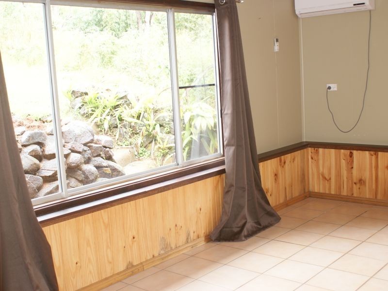 53 Hogan Hosie Road Tarzali, Malanda QLD 4885