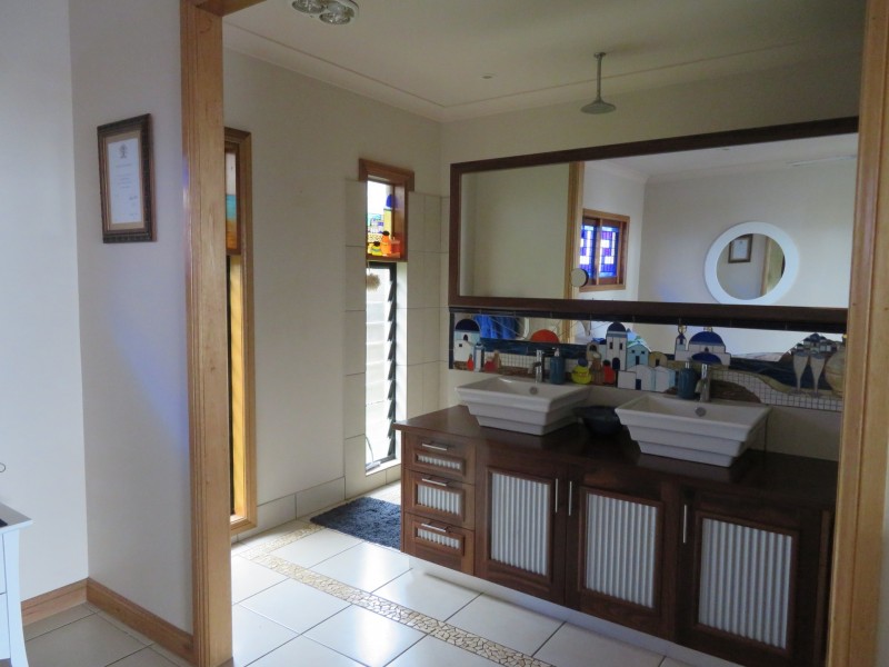 Atherton QLD 4883