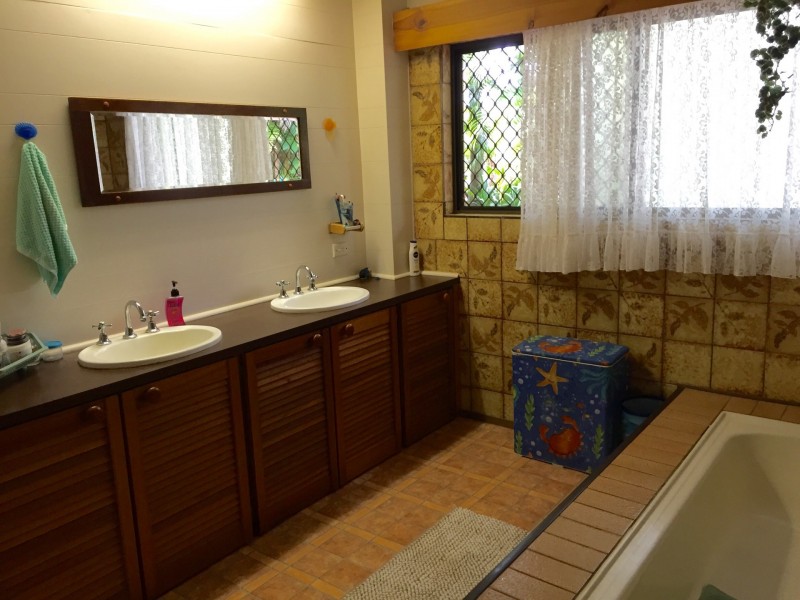Tolga QLD 4882