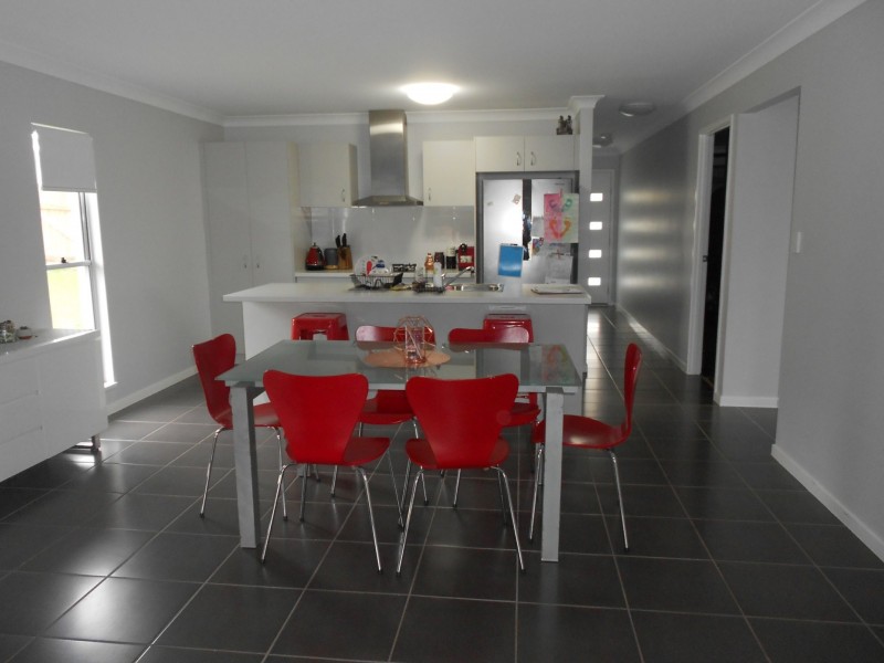 37 Tumbare Street, Atherton QLD 4883