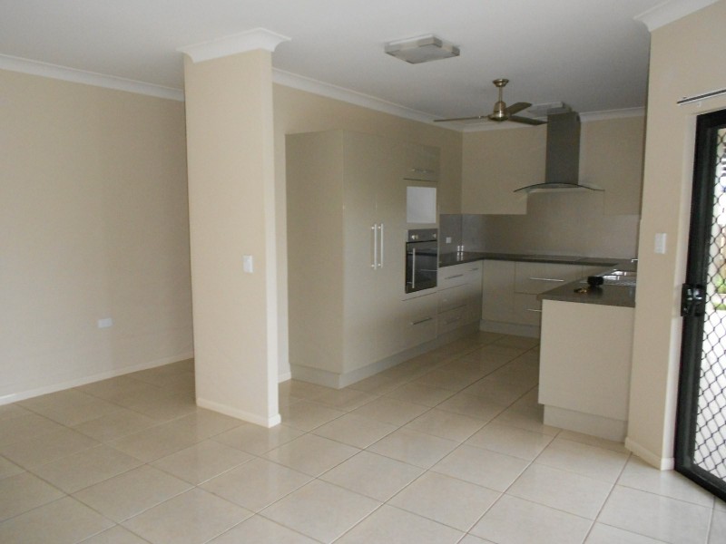 1/12 Waller Street, Atherton QLD 4883