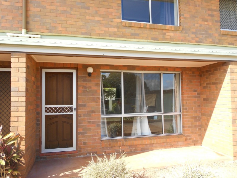 Unit 4/35 Beatrice Street, Atherton QLD 4883