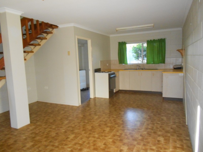Unit 4/35 Beatrice Street, Atherton QLD 4883