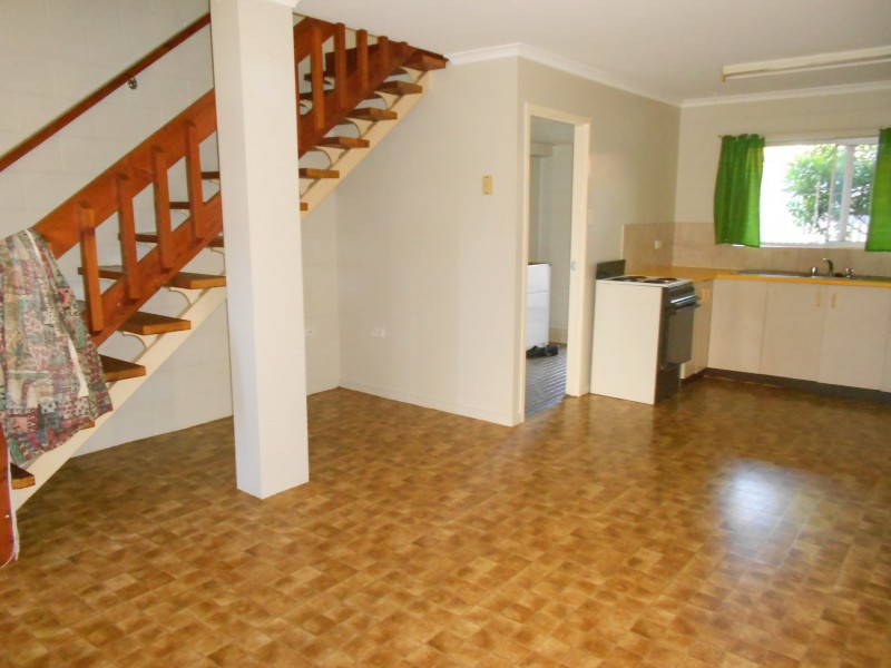 Unit 4/35 Beatrice Street, Atherton QLD 4883
