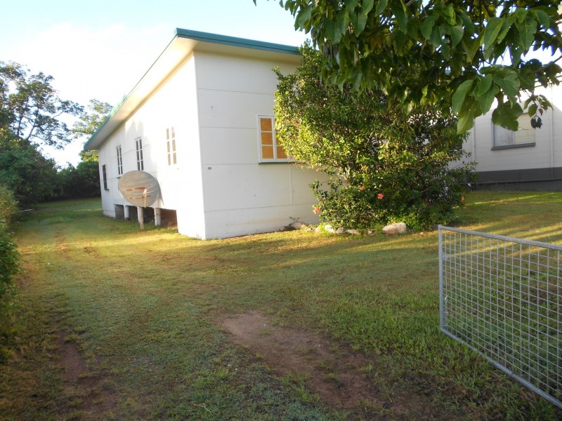 71 Main Street, Tolga QLD 4882