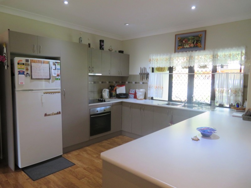 33 Holm Street, Atherton QLD 4883