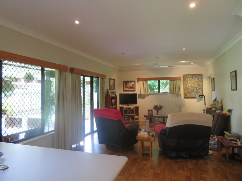 33 Holm Street, Atherton QLD 4883