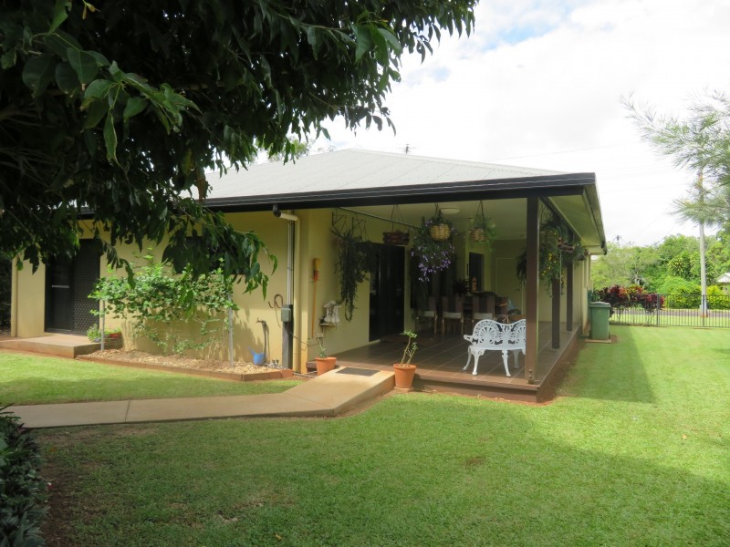 33 Holm Street, Atherton QLD 4883