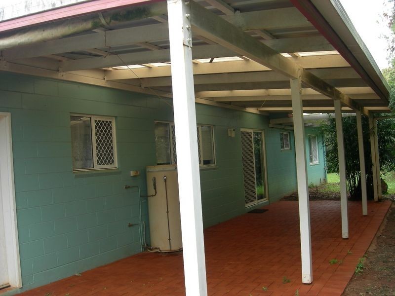 2 Mitchell Drive, Atherton QLD 4883