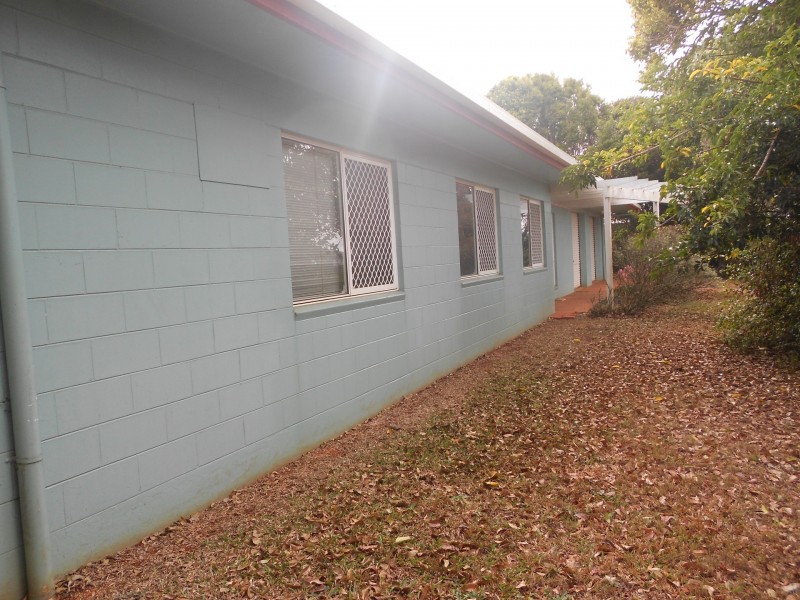 2 Mitchell Drive, Atherton QLD 4883