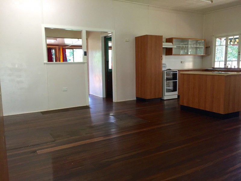 4 Mulgrave Road, Yungaburra QLD 4884