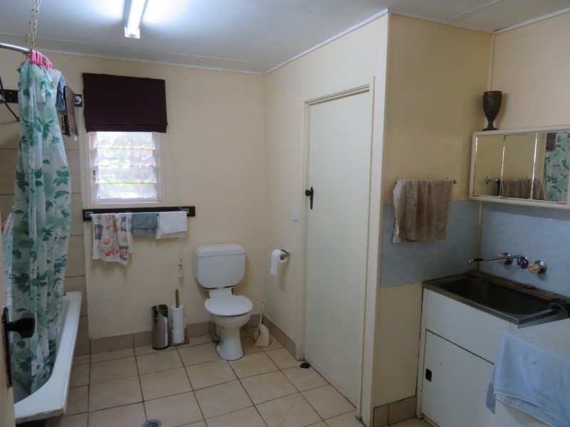 Tinaroo QLD 4872